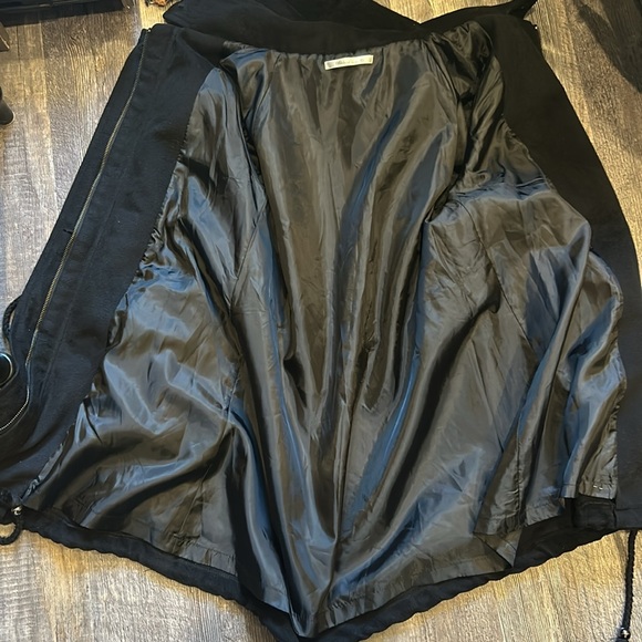 U Bbilang jacket - Picture 9 of 13